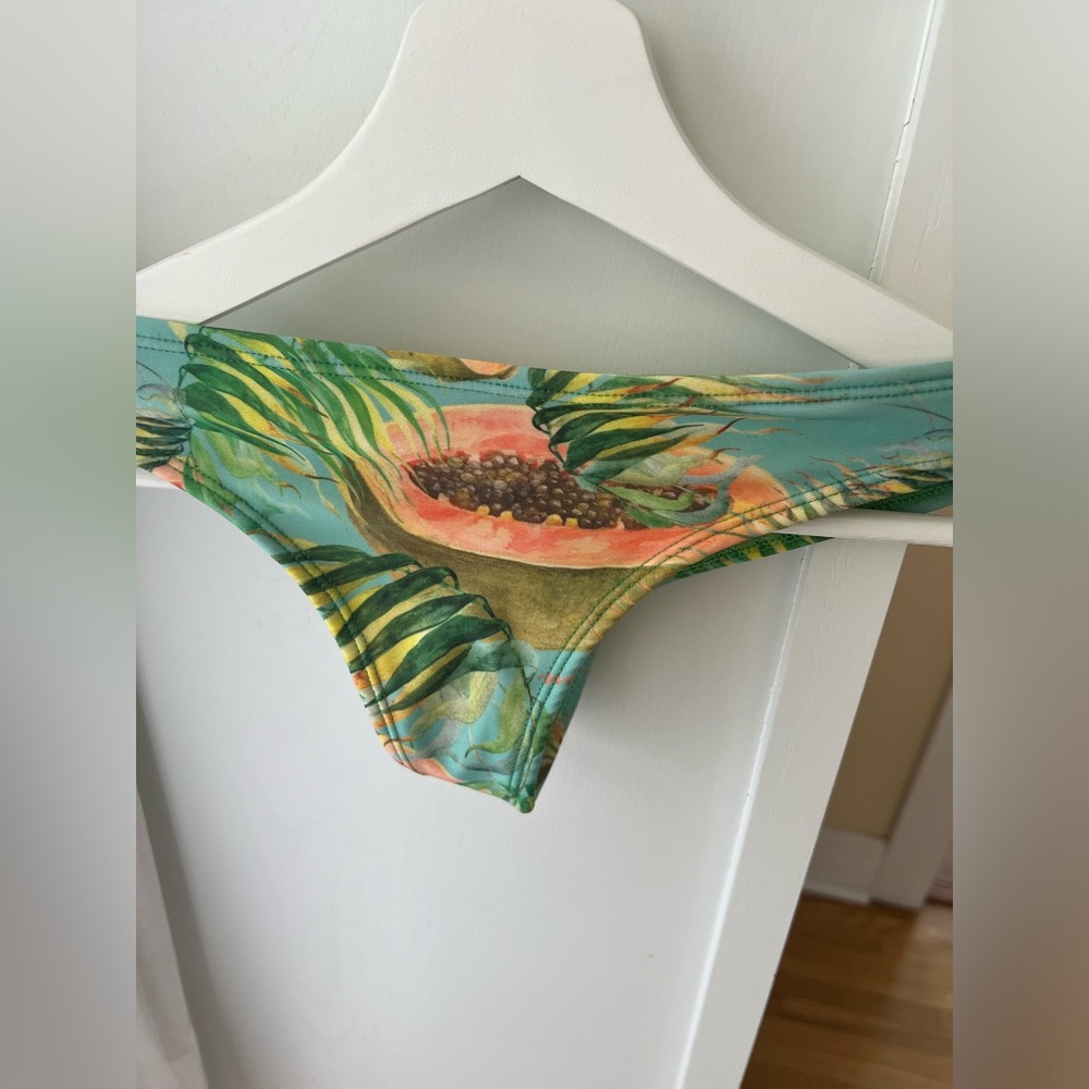 Mona brand bikini bottoms size XS